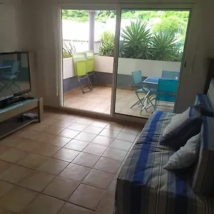  Appartement En Bord De Avec Piscine
